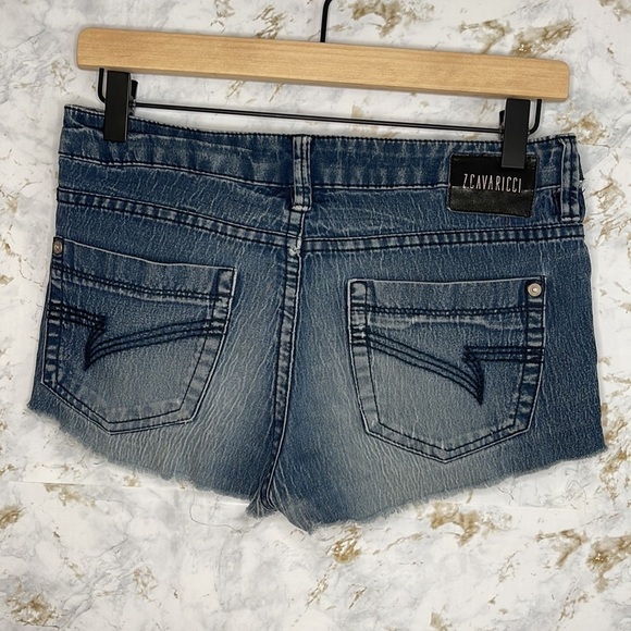 Z. Cavaricci Jean Short Shorts l SIZE 5 - Picture 2 of 7